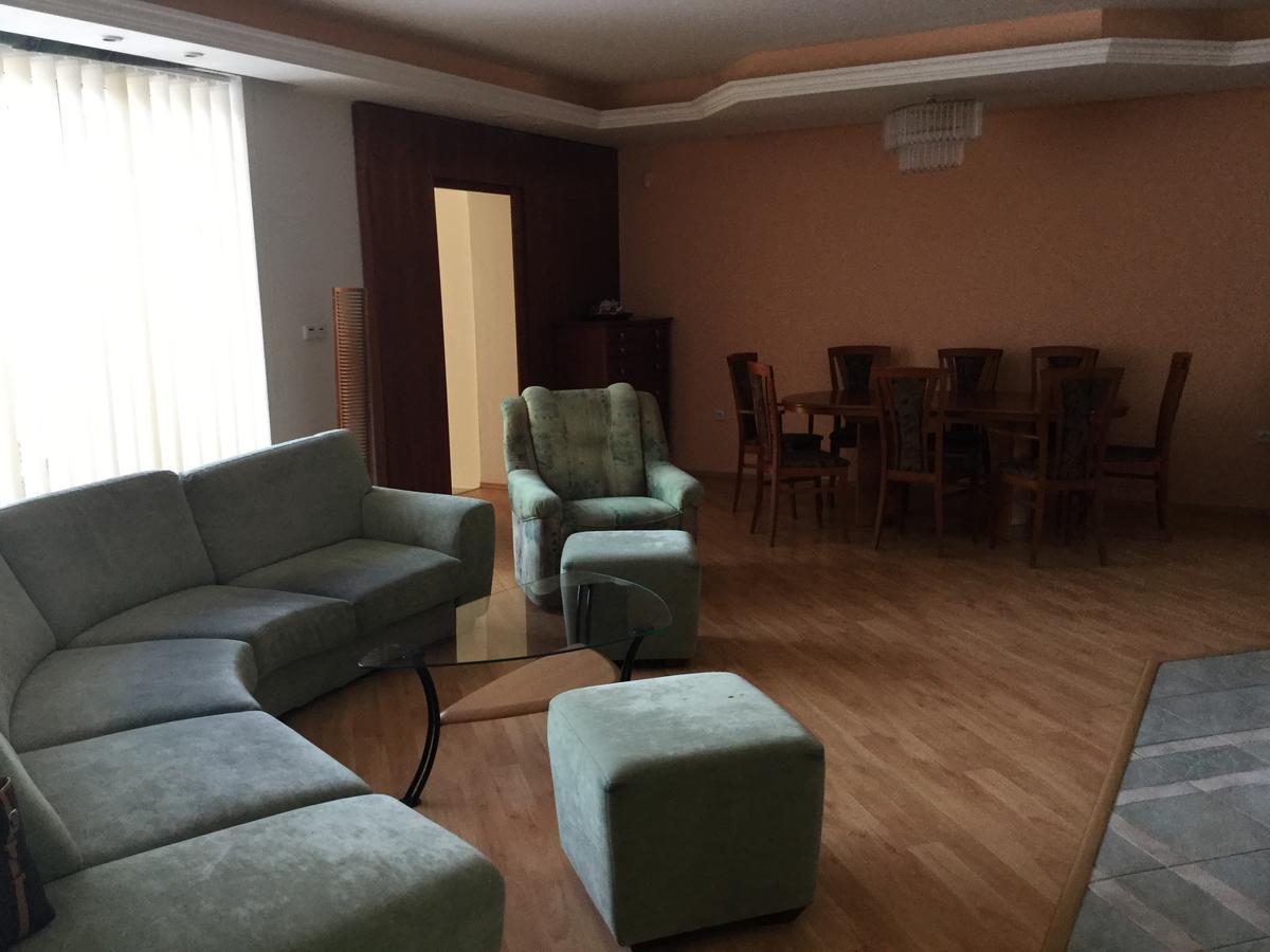 Vila Justyna *
